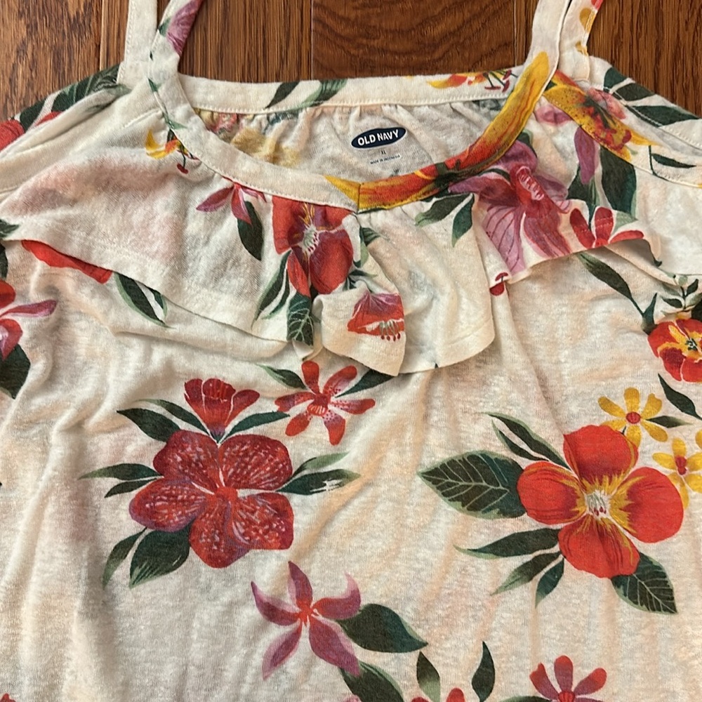 Floral Tank with Ruffle - Picture 3 of 4